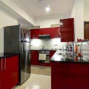  Apartment On 320